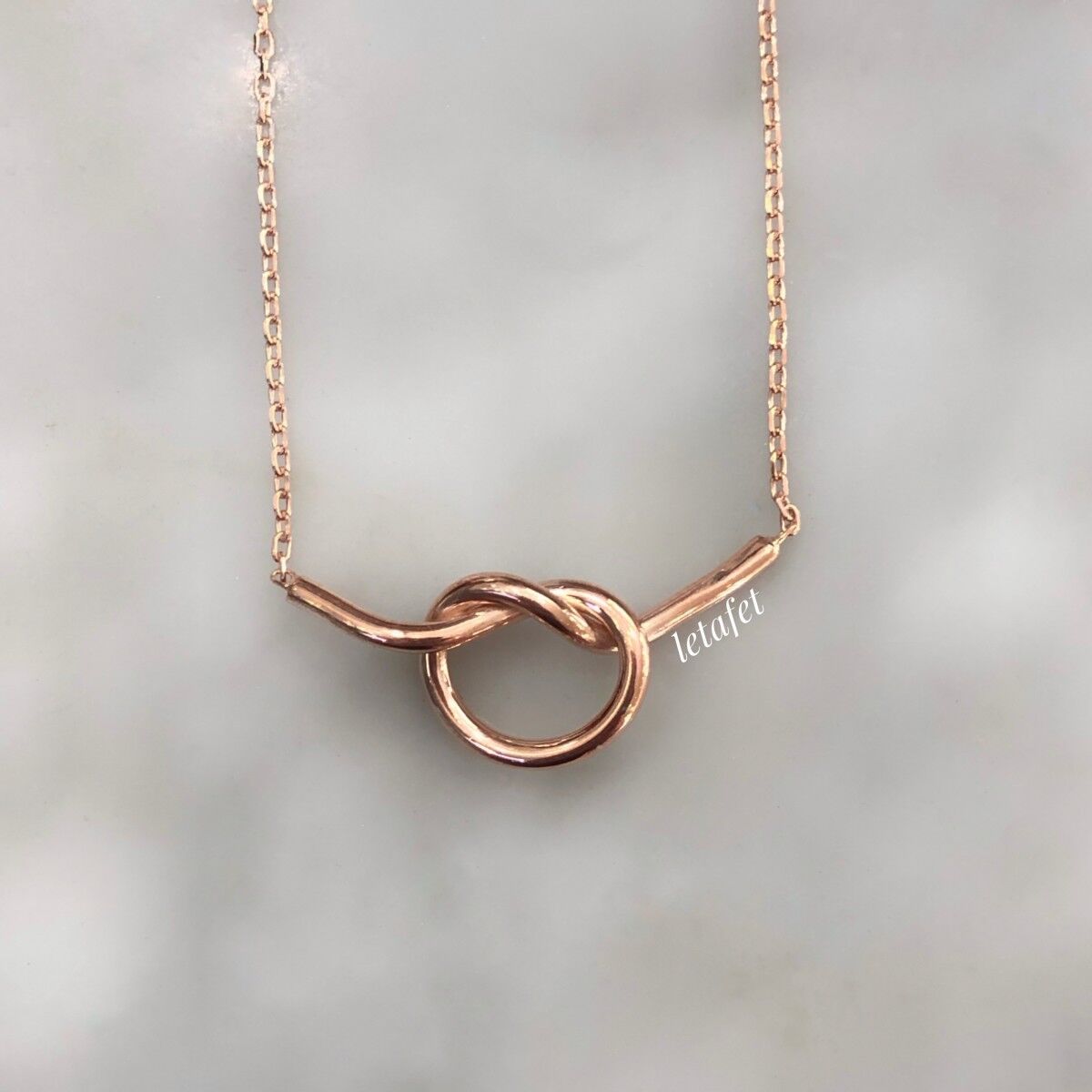 Aşk Düğümü Gümüş Kolye