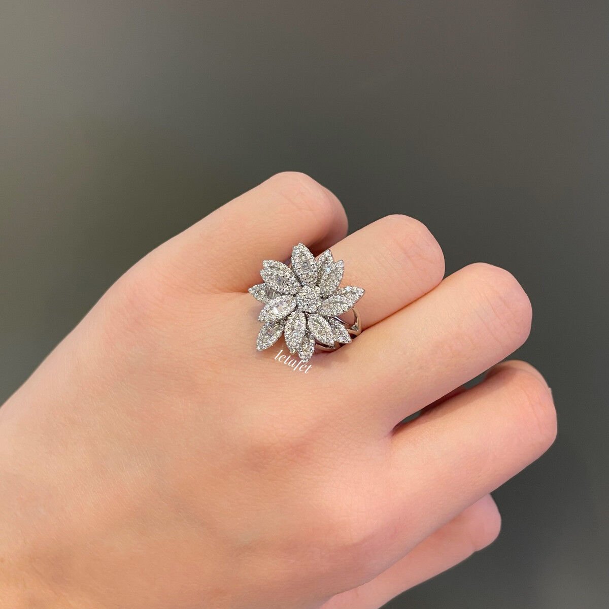 Baget Çiçek Yapraklı Gümüş Yüzük