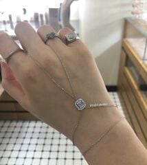 Baget Taşlı Şahmeran