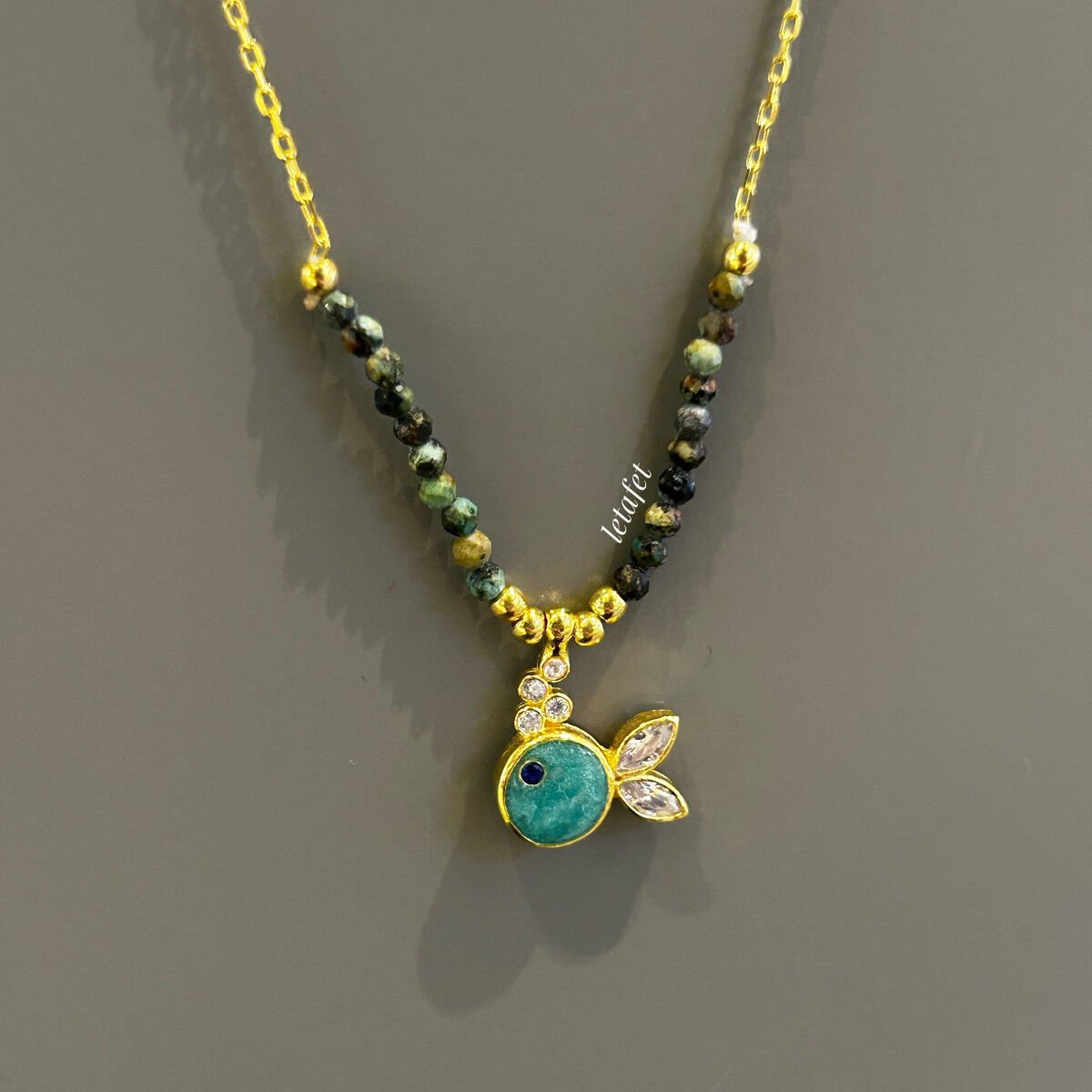 Balık Yeşil Mineli Gümüş Kolye