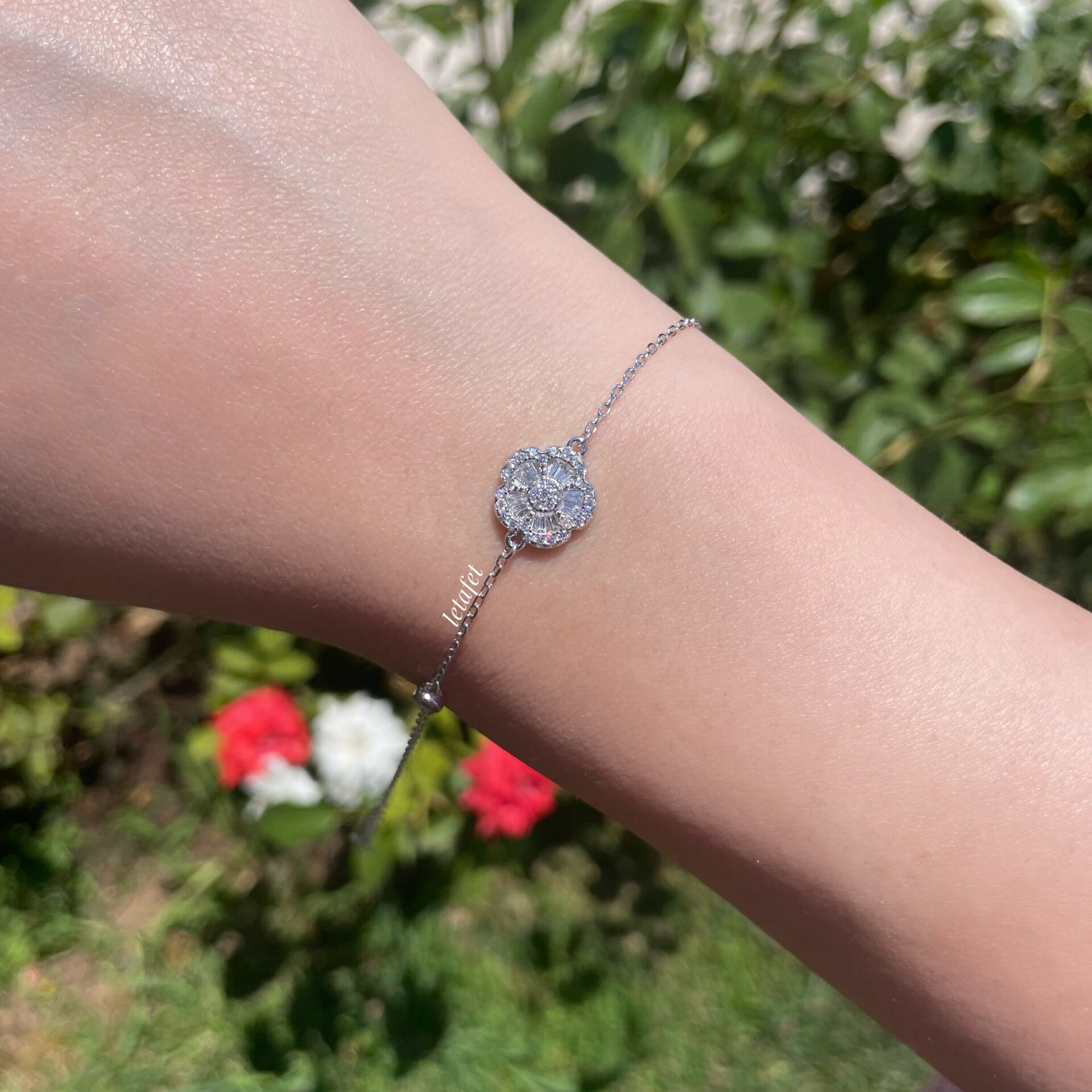 Çiçek İthal Gümüş Bileklik