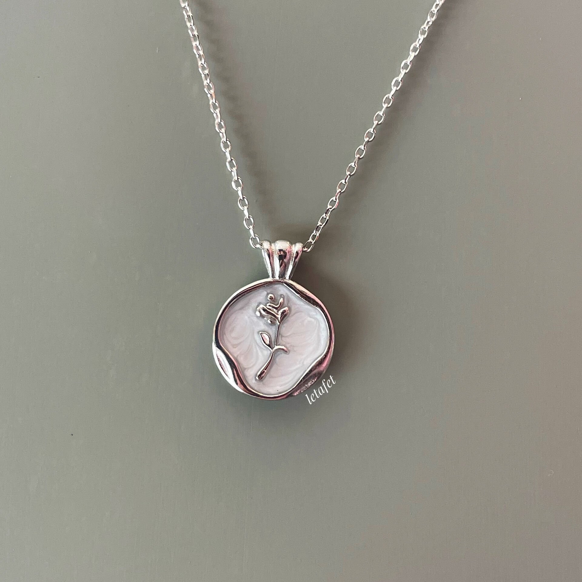 Mineli Gül Gümüş Kolye