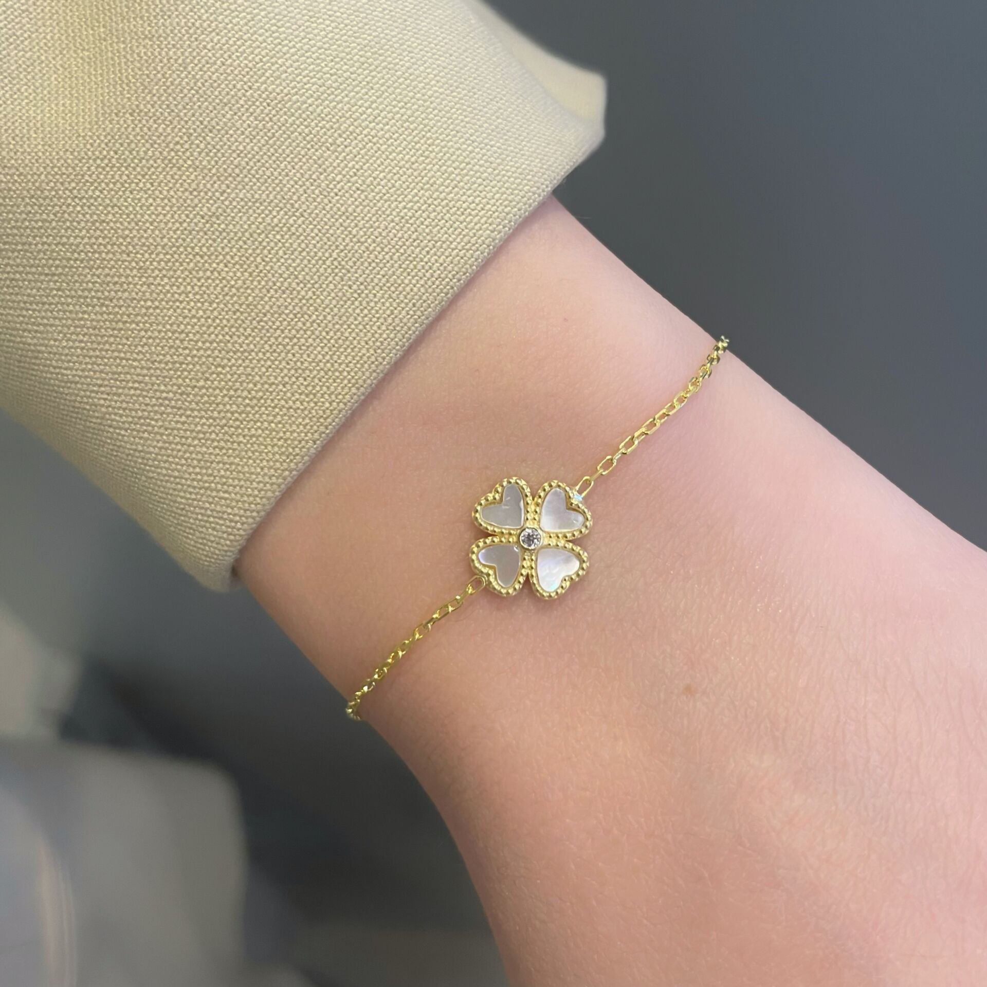 Yonca Gümüş Bileklik (Sedefli) 2