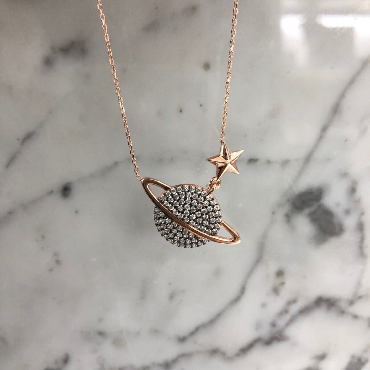 Gezegen (Satürn) Gümüş Kolye Elmas Montür