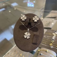 Yonca Kolye ve Küpe Gümüş Set