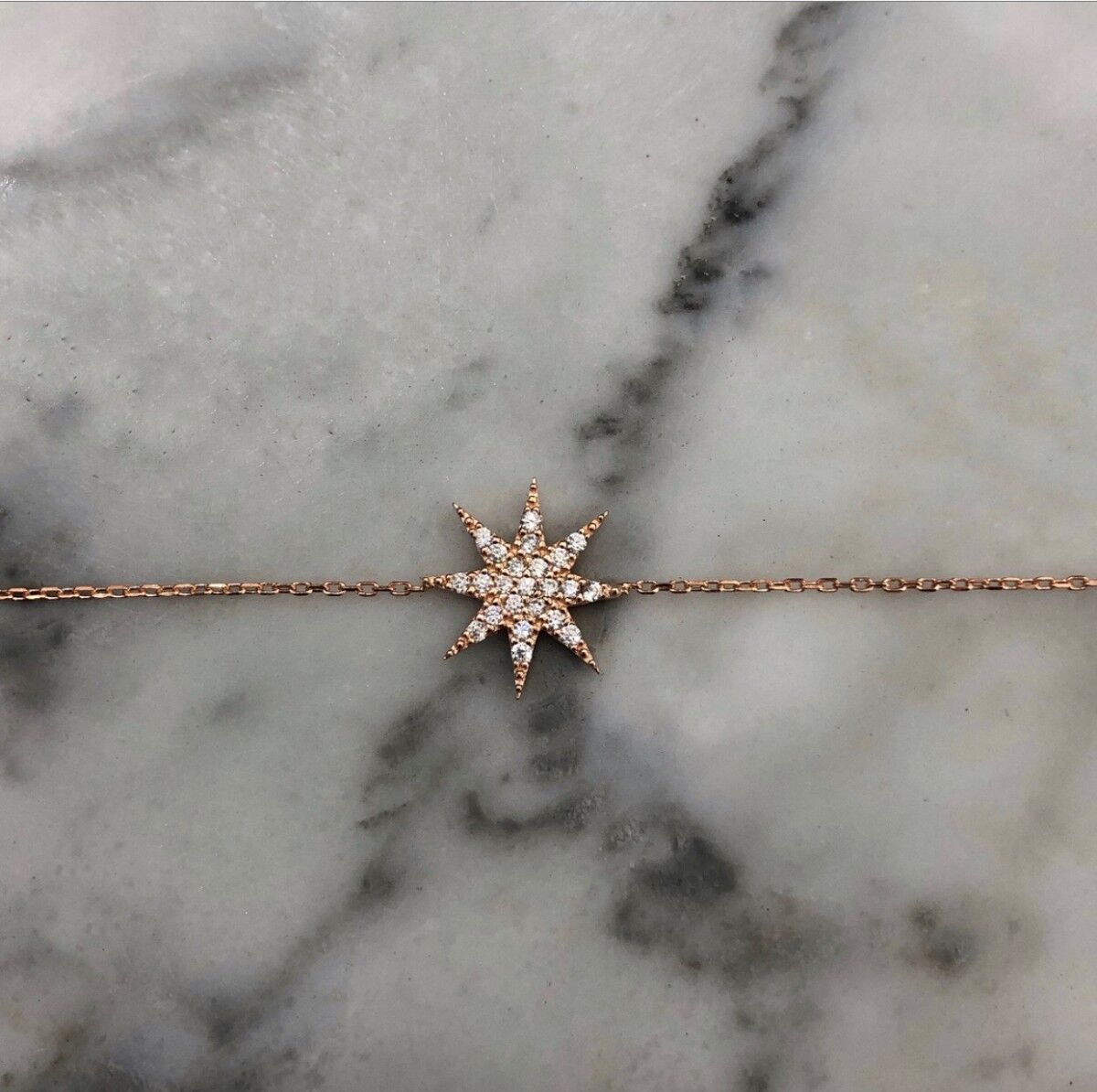 Tasarım Minimal Bileklik