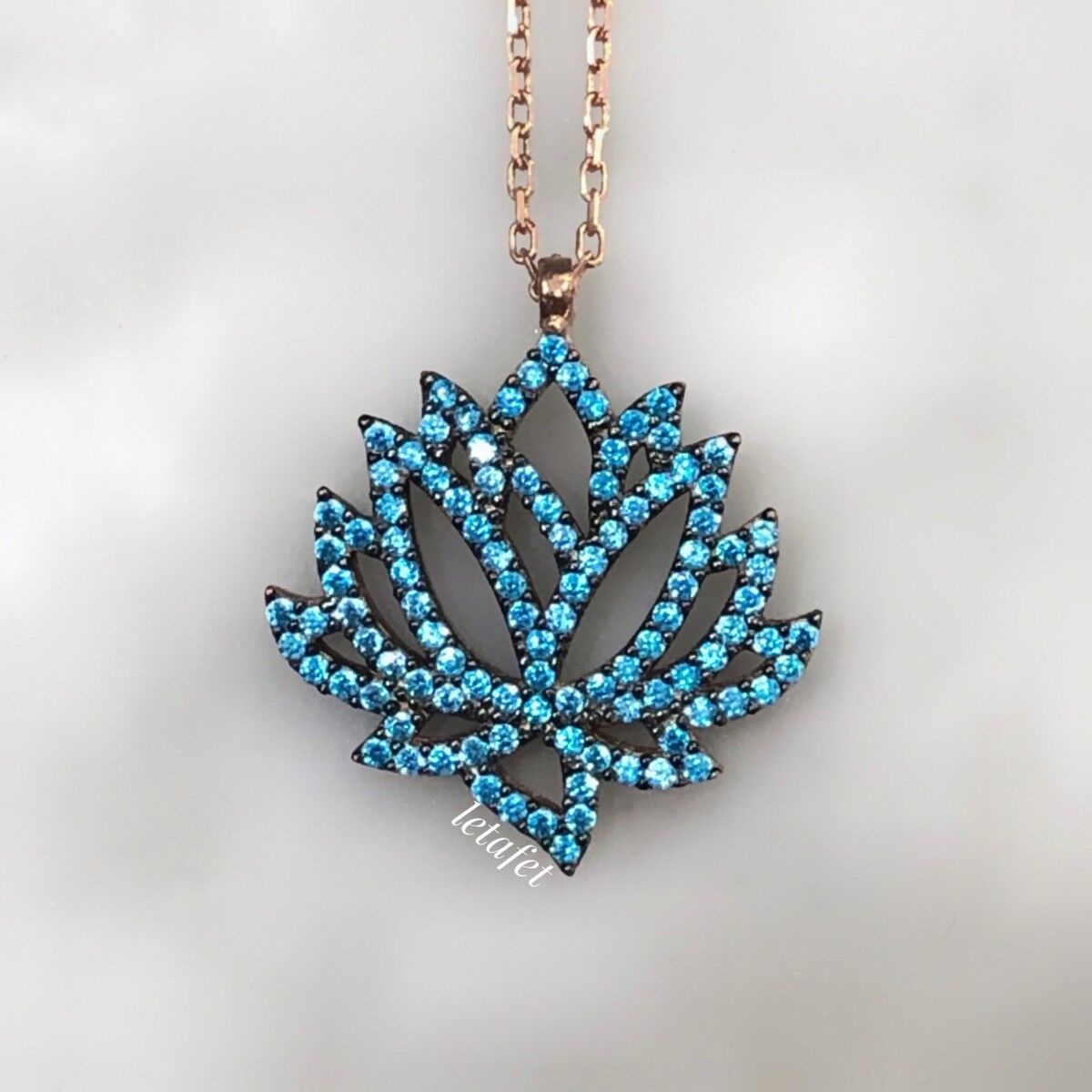 Lotus Çiçeği Gümüş Kolye Mavi