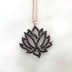 Lotus Çiçeği Gümüş Kolye Siyah taşlı