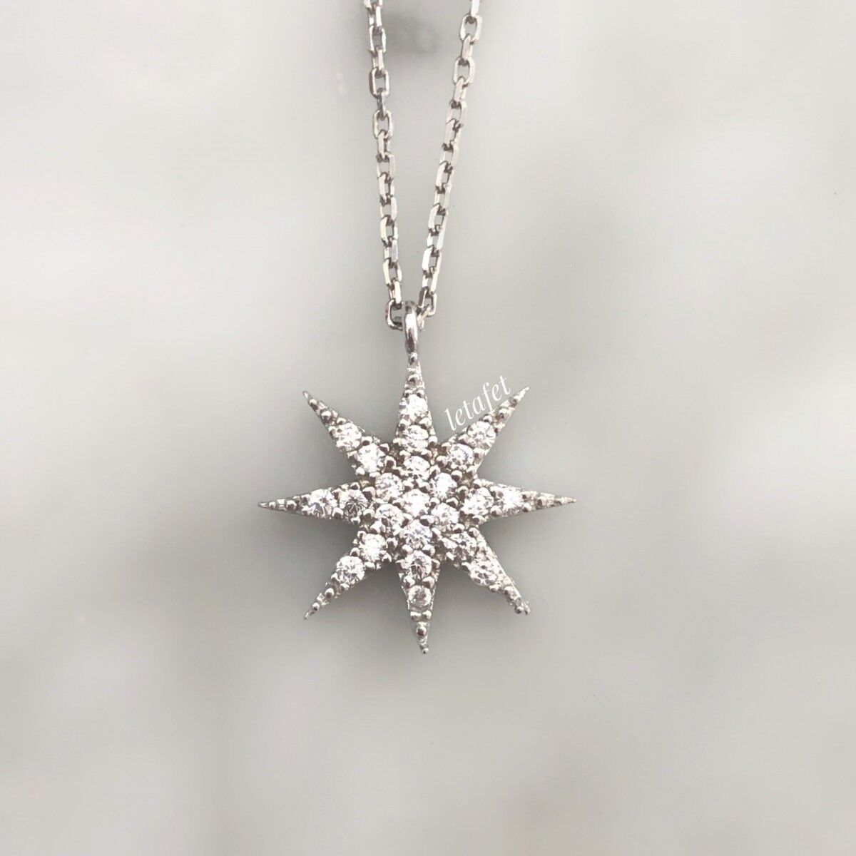 Minimal Beyaz Yıldız Gümüş Kolye