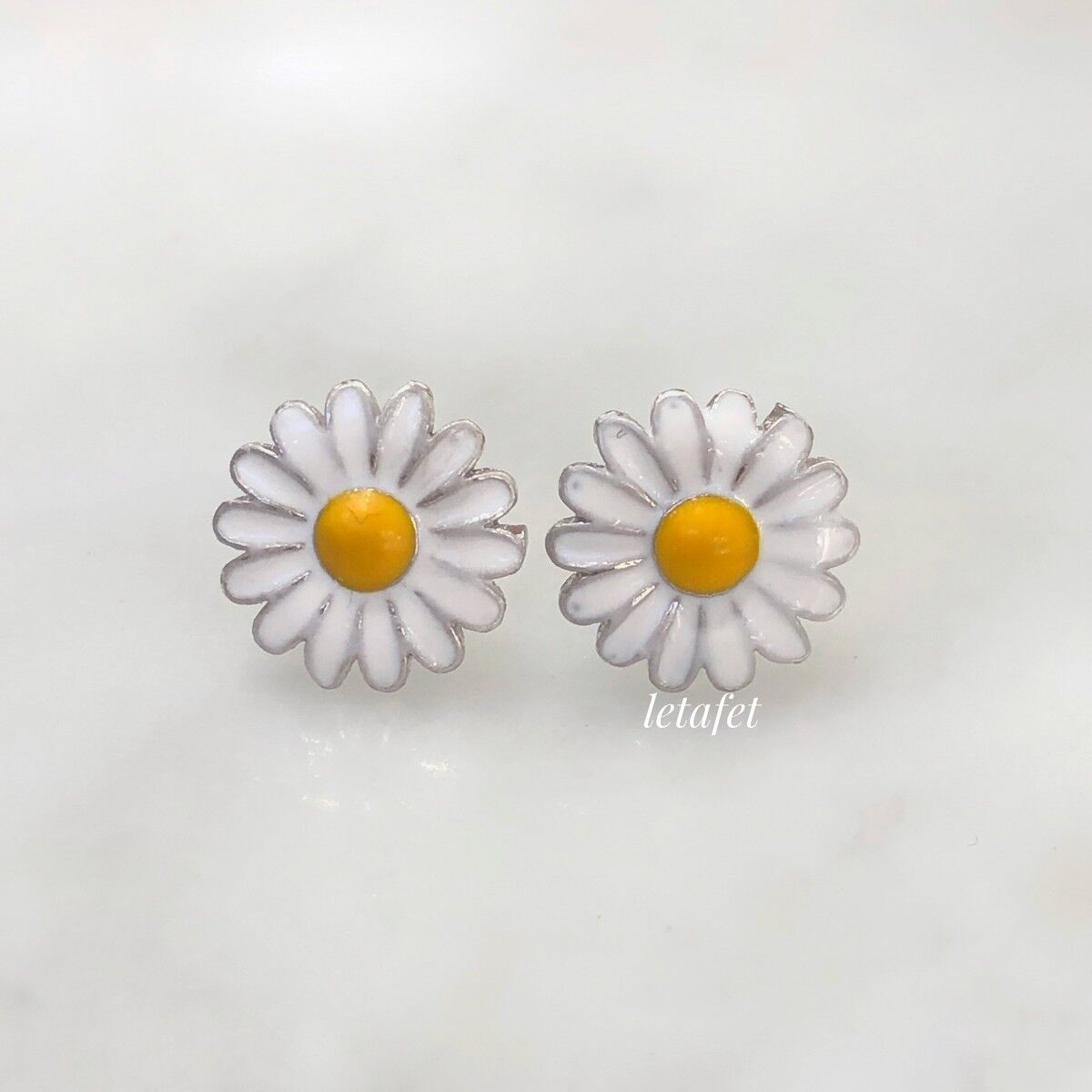 Papatya Minimal Gümüş Küpe