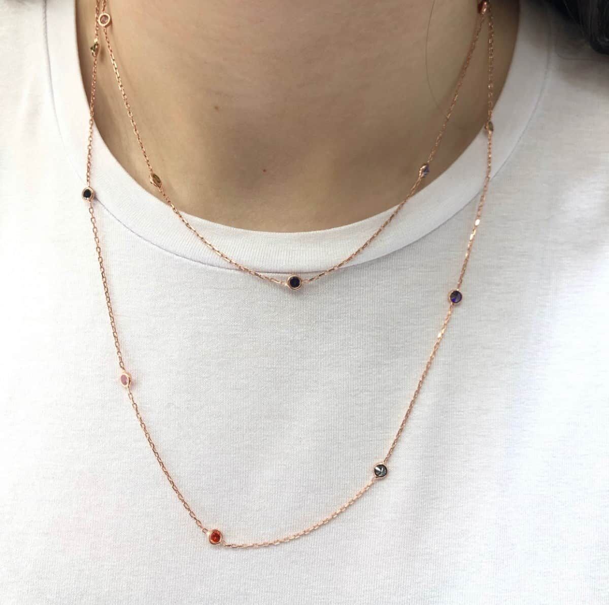 Renkli Taşlı Uzun Kolye