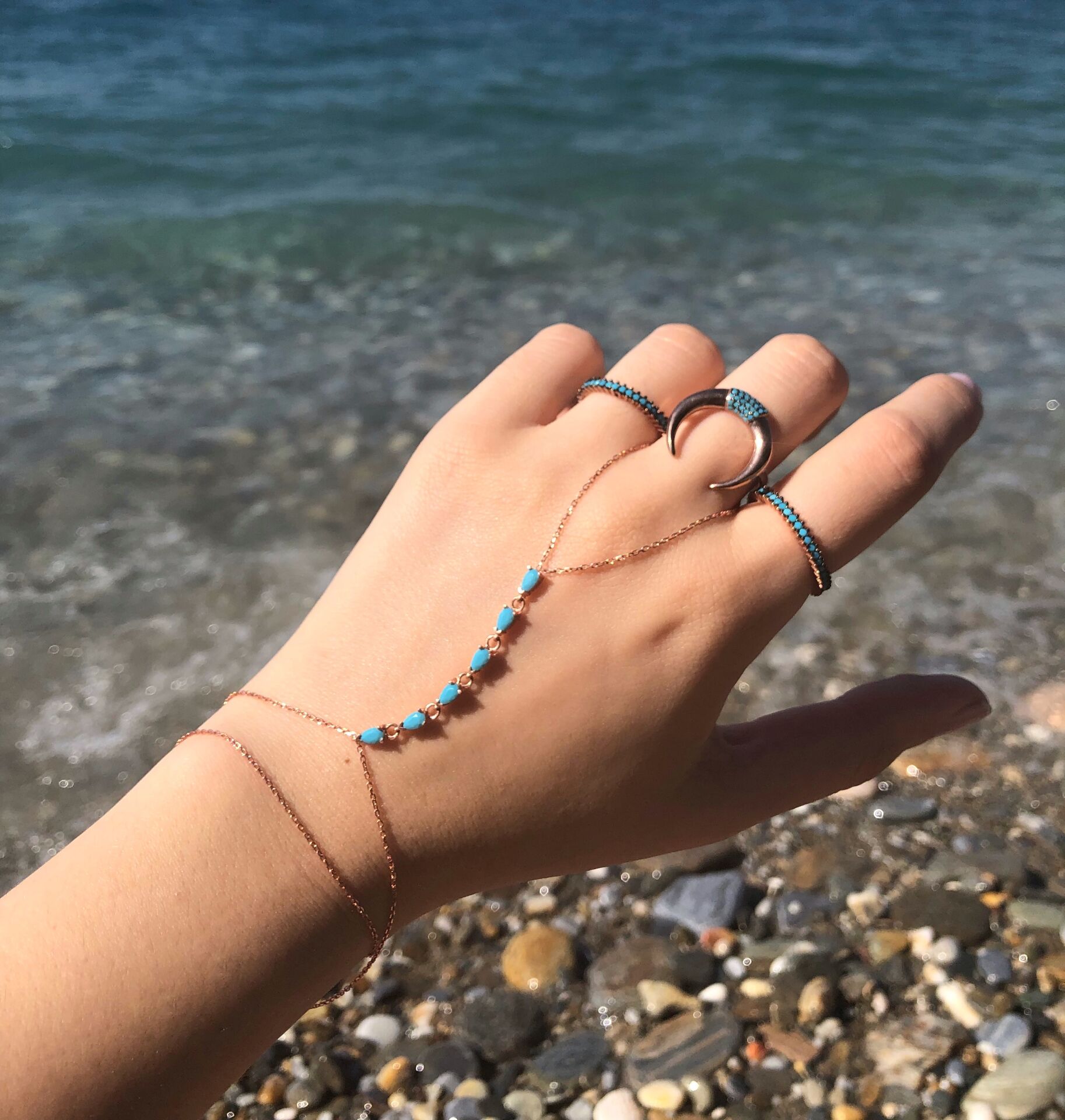 Sıralı Damla Turkuaz Şahmeran