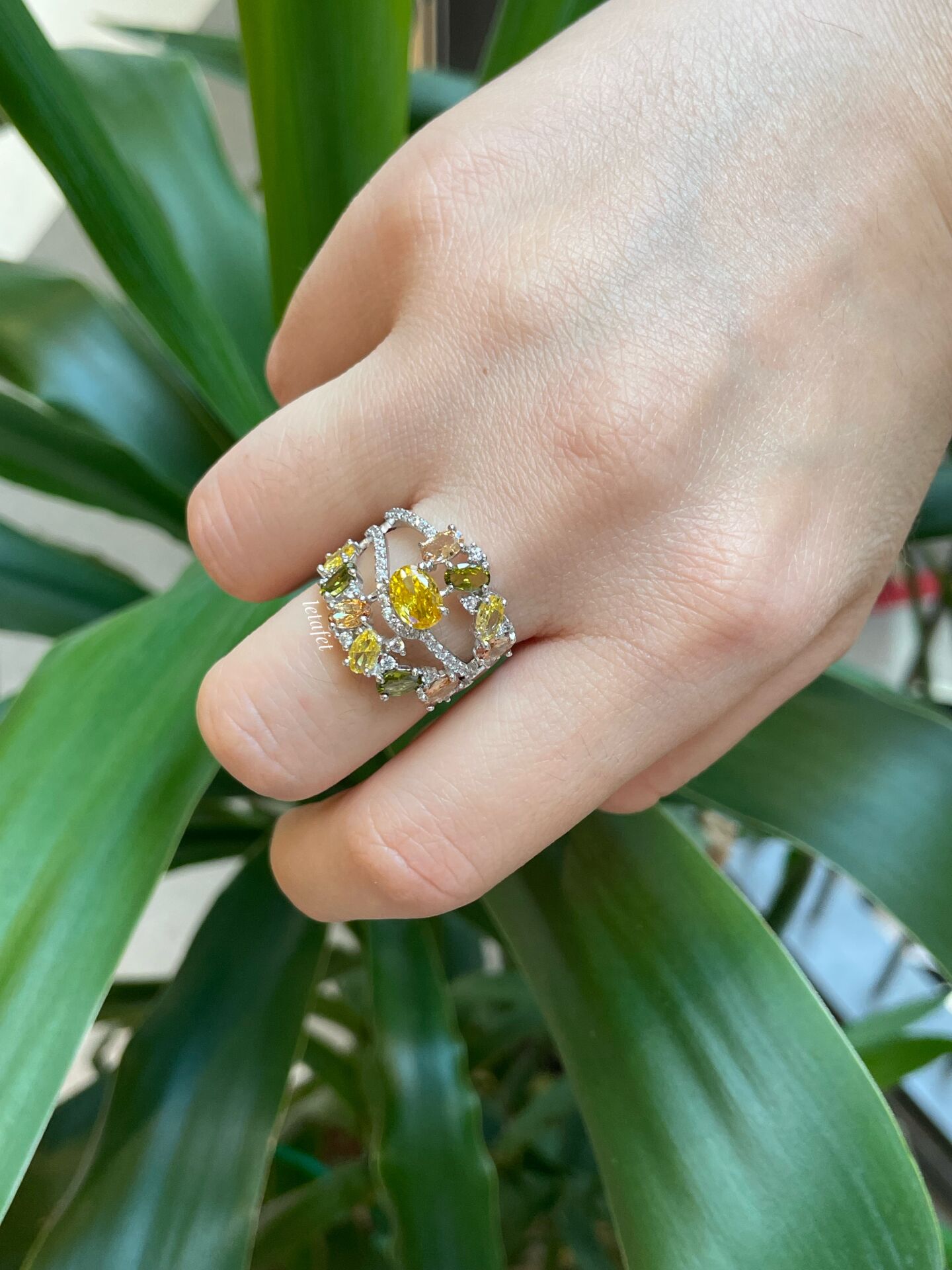 İthal Tasarım Renkli Taşlı Gümüş Yüzük