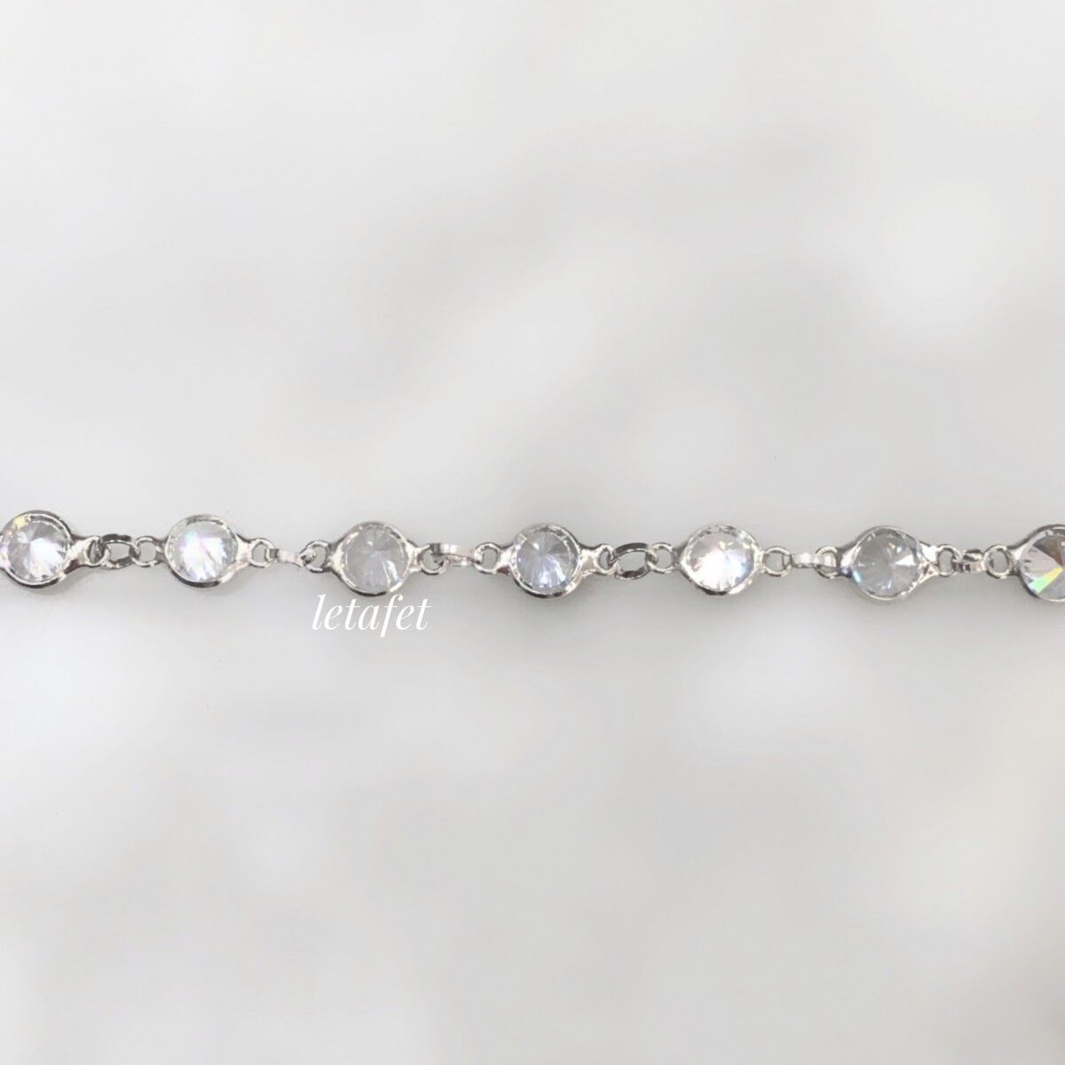 Sıralı Taşlı Gümüş Bileklik Beyaz